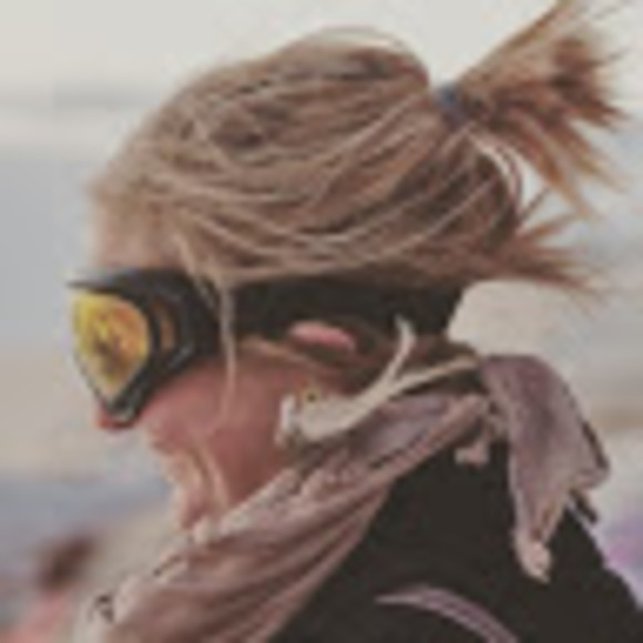 Meet your Posher, Jessica - Picture 1 of 1